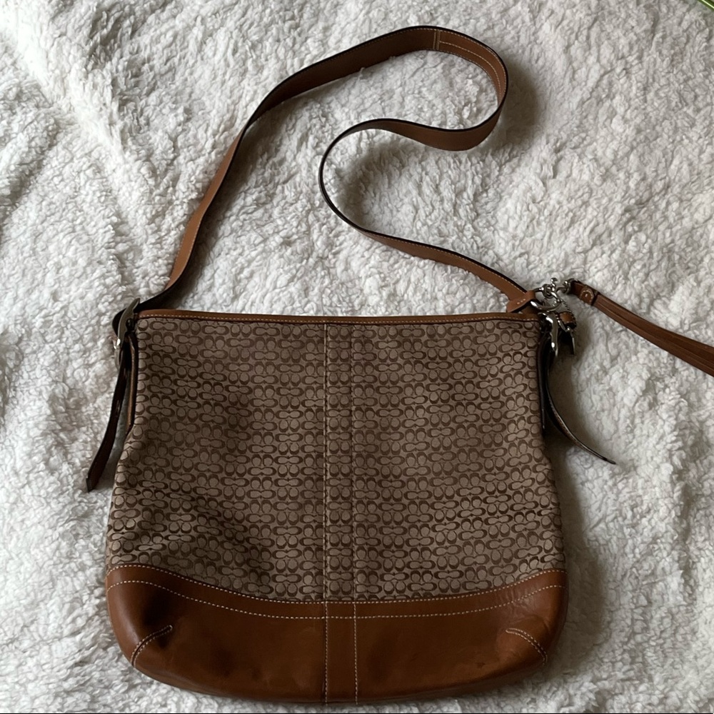 Coach purse - Picture 2 of 12